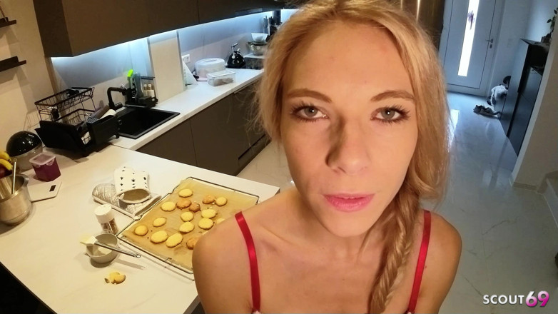 Scout69: Skinny German Glasses Girl Vivi Vallentine Get Amateur POV Fuck...