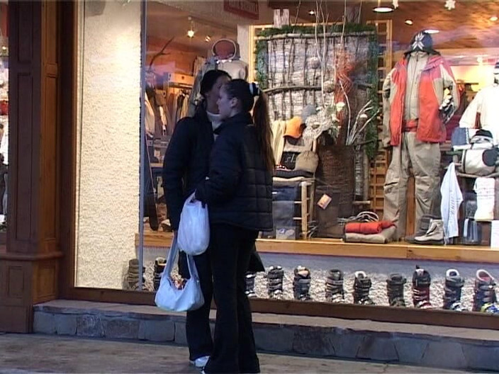 King Of Amateur: Frisoane de plăcere