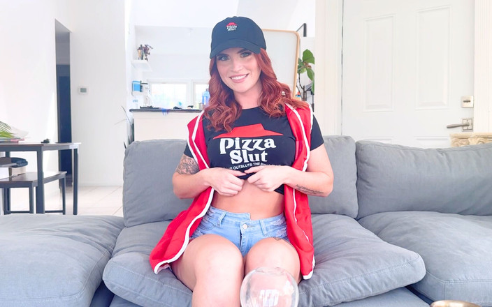 Zoeneli: Ho scopato la mia ragazza che consegna le pizze