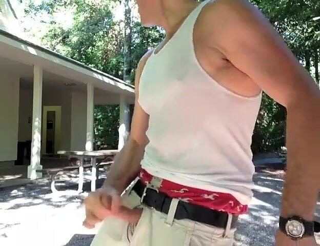 TJenner: 캠프장에서 순항하고 딸딸이