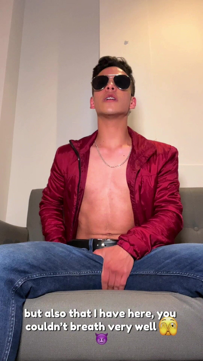 aodaboy: मैं तुम्हें तुम्हारे चेहरे में देता हूँ