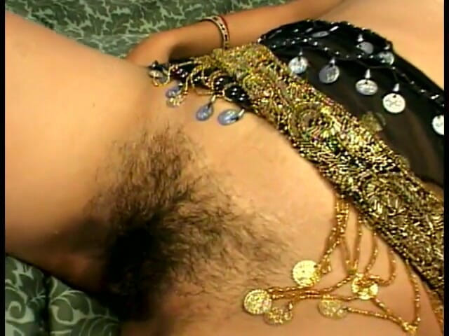 Hot and Wet: Four American Dudes Blow Off the Loose Corns on Pretty...