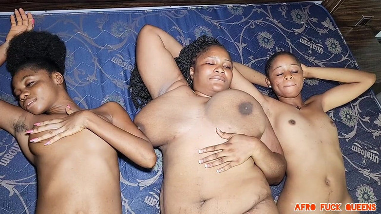 Afro fuck queens: 可爱的非洲女郎一起玩