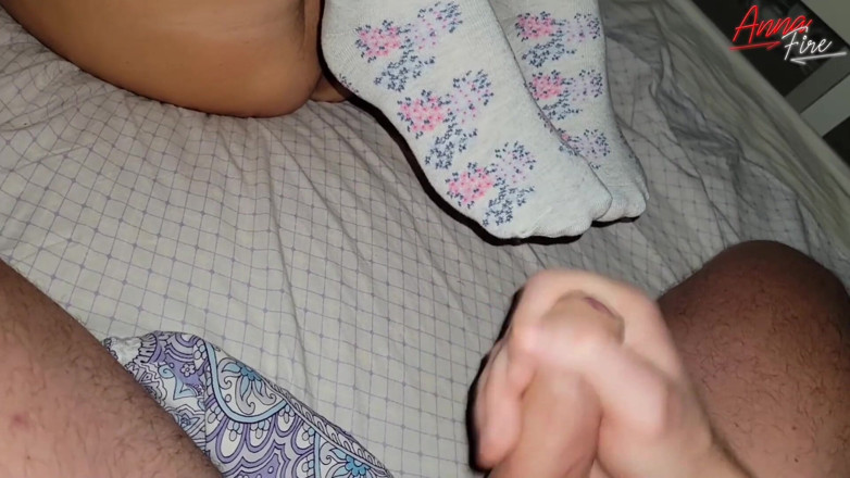 Anna Fire: Footjob and wanking in white socks cumshot on socks