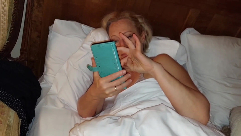 Selena701: Selenas nahaufnahme sexspiele an einem morgen