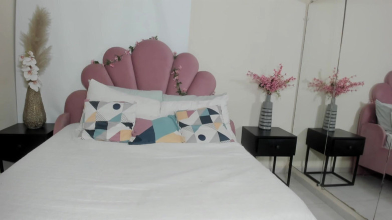 Angela Xoo: Masturbation Latinas Sex Naked Un My Room
