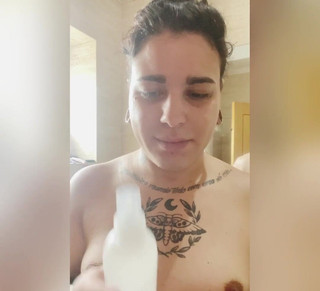 EmmaInkTrans: Melakukan penjagaan kulit selepas mandi ️