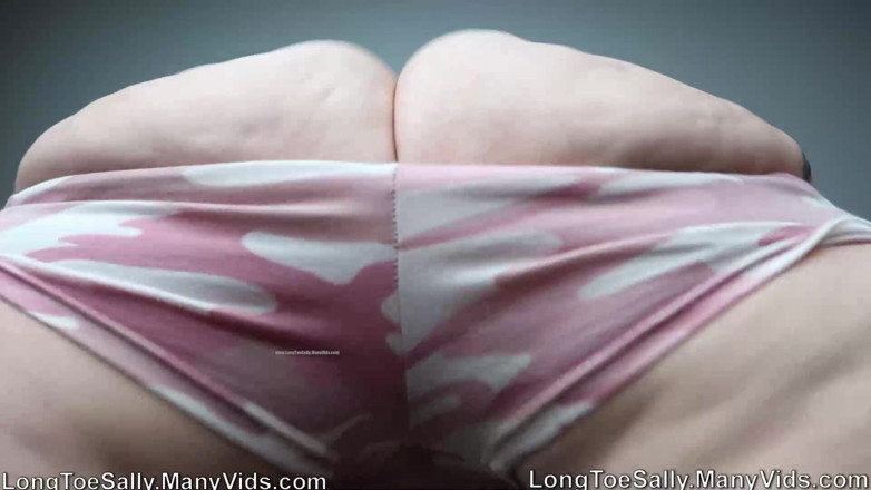 Long Toe Sally Big Buns: Pulchna pokusa