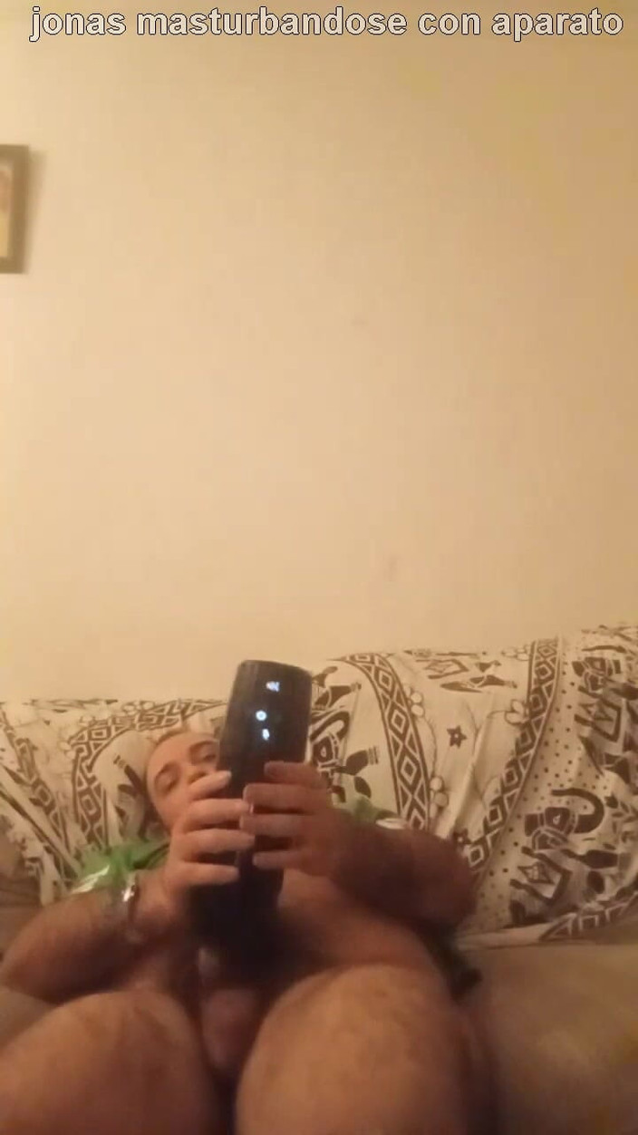 jonasxulo: Jonas rüşvetle mastürbasyon yapıyor