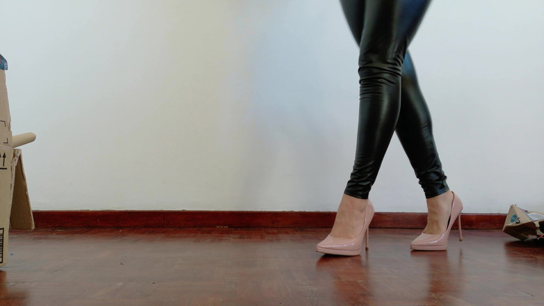 Kinky Lyrical: Stilettos Vs Cardboard