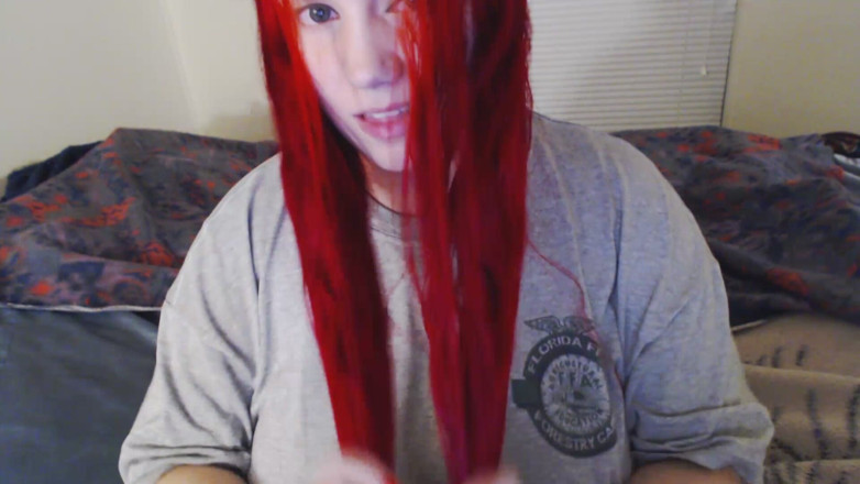 Scarlet Vixen: Brushing My Long Red Hair