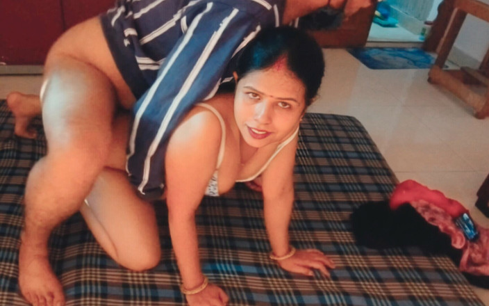 Hot Sis: Esposa india caliente follada por el mejor amigo de su...