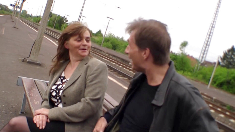 Mature Climax - 100% Mature Videos: Picked up a mature woman is pleasing guy's cock