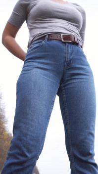 MILF Teasing Her Big Cameltoe in Blue Jeans Outdoors