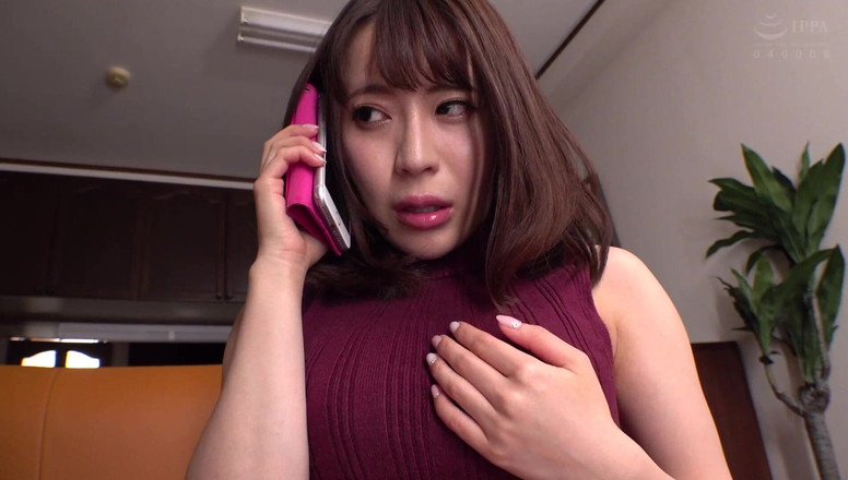 Eagle-Special: एक पत्नी को उसके अंशकालिक नौकरी पर प्रबंधक द्वारा अपने स्तनों के बारे में यौन उत्पीड़न किया गया