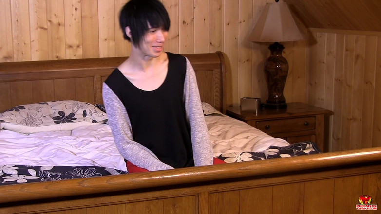 Phoenixxx: Adortable Daniel को हाय कहो