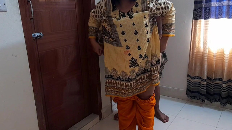 Aria Mia: イスラム教徒の大きなお尻と巨大なおっぱい