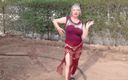 Maria Old: Oriental princess dance for you.