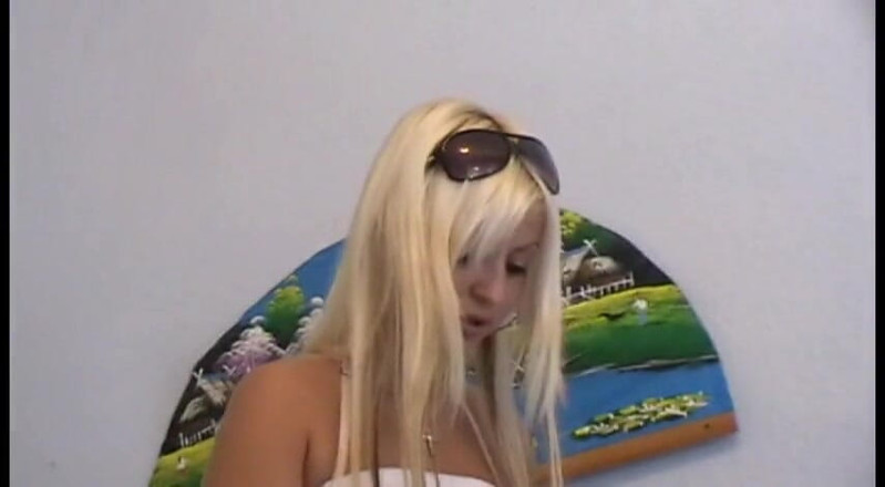 Femdom Austria: The teen trampling queen's fun
