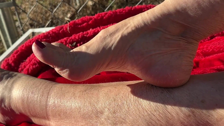 Aunt Ann: Fan Request Granny Naked in Sun Shows Dirty Rough Soles &amp;...
