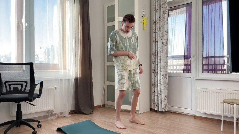 Ethan Lestray: Vyrušila chlapa z tréninku a začala mu kouřit po šukání a...