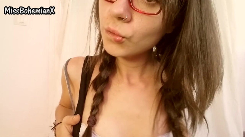 Miss Bohemian X: Puffy tits in push up bra