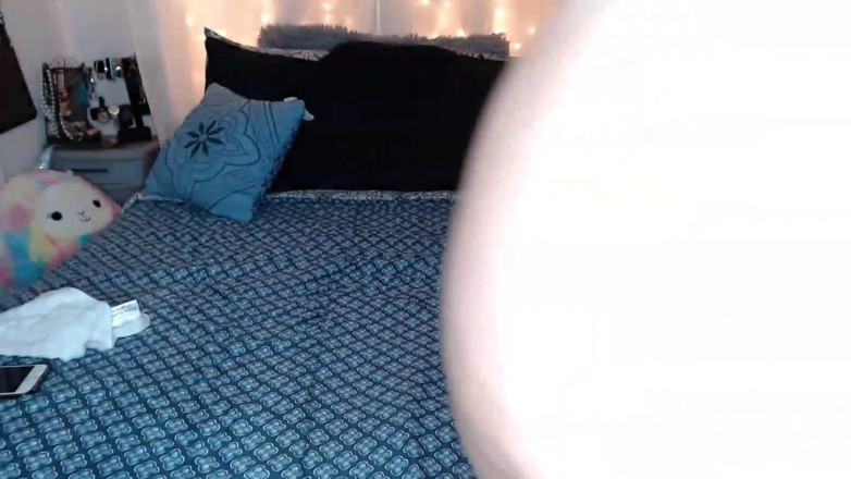 Vicky Plush: Škádlení v soukromí