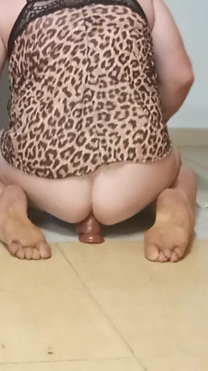 Elena andreou the best greek cross slut: Moje sukně a vítr fouká a mává tkaninou Mezi mojí...