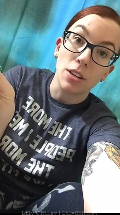 Lily O'Riley: Standing Sloppy Pulsing Masturbation