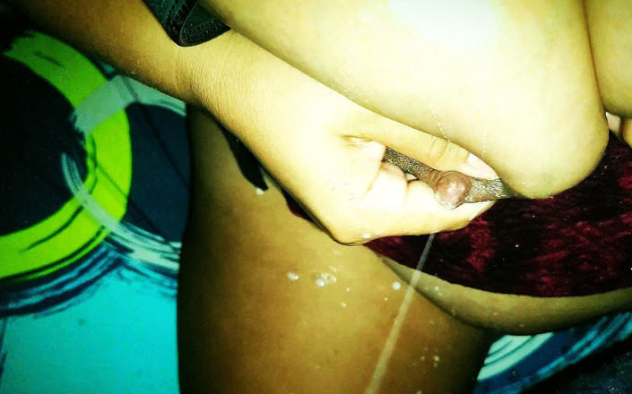 Uncut Lil Midget and Latina Freaky Friends: Milk Like a Cow - Got Milk?