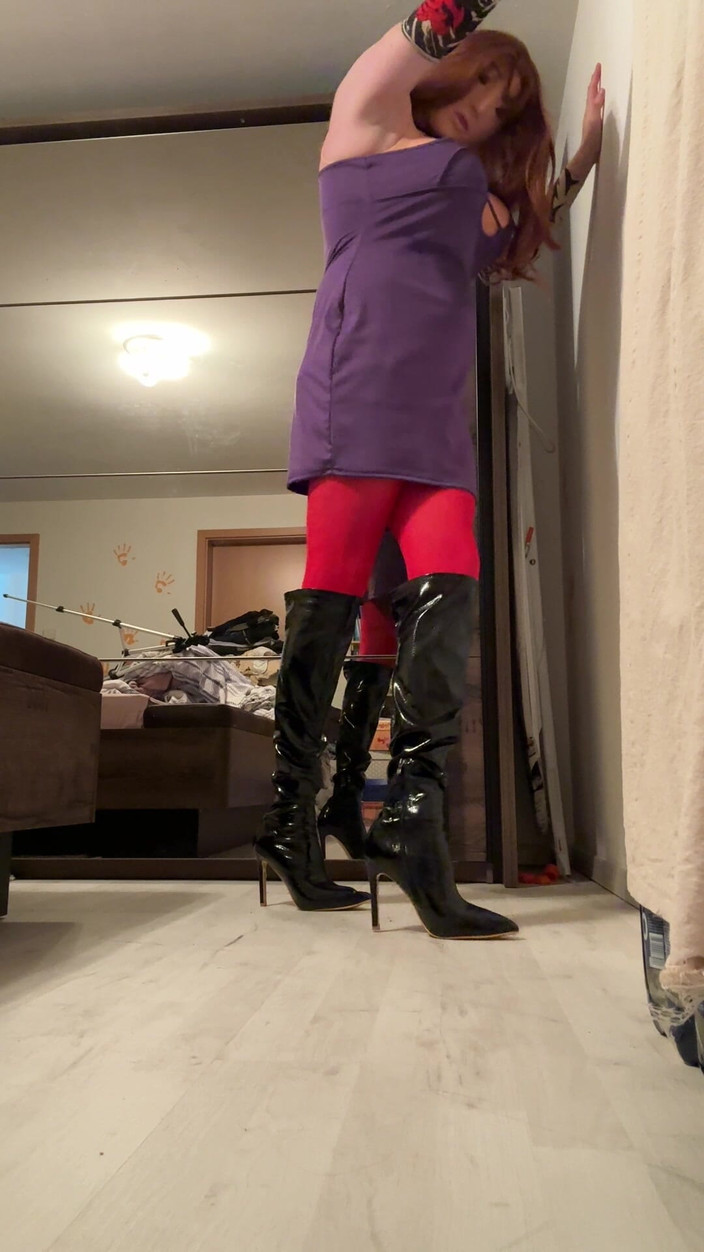 Francis Malice: Cận cảnh Sissy Francis Malice