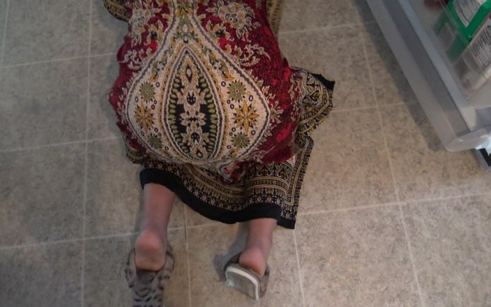 Stepmom Susan: Kåta pakistanska cuckold fru låter kåta styvson knulla alla sina...