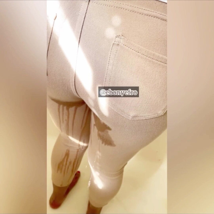 EbonyEfro: मेरी तन जींस गीला करना