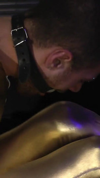 Zeus Goldy Bondage Uitdaging