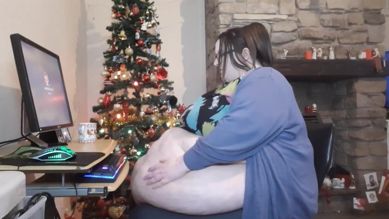 SSBBWLadyBrads: Самая толстая девушка на работе трет животом