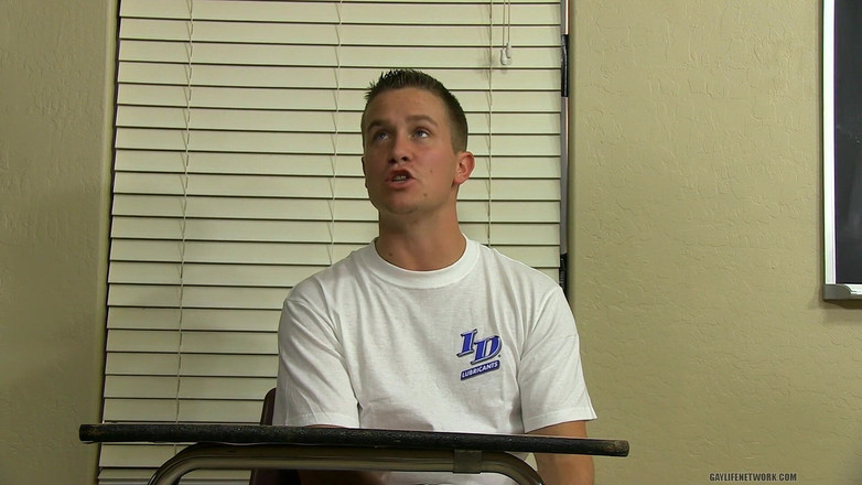 Teach Twinks: Drake: pria pendek, mulut yang berisik