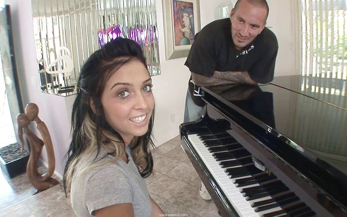 Thotted - Brand New Thots Everyday: Piano lesson not going well for her