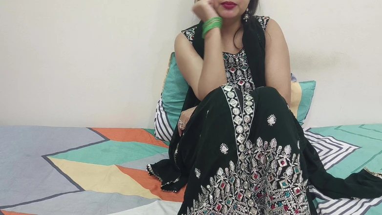 Saarabhabhi6: Horny Devar Fucks Gorgeous Newly Married Indian Bhabhi ( Hindi Audio )