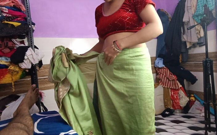 tannu: 德西哥女牛仔与娇小的阴户性爱视频。