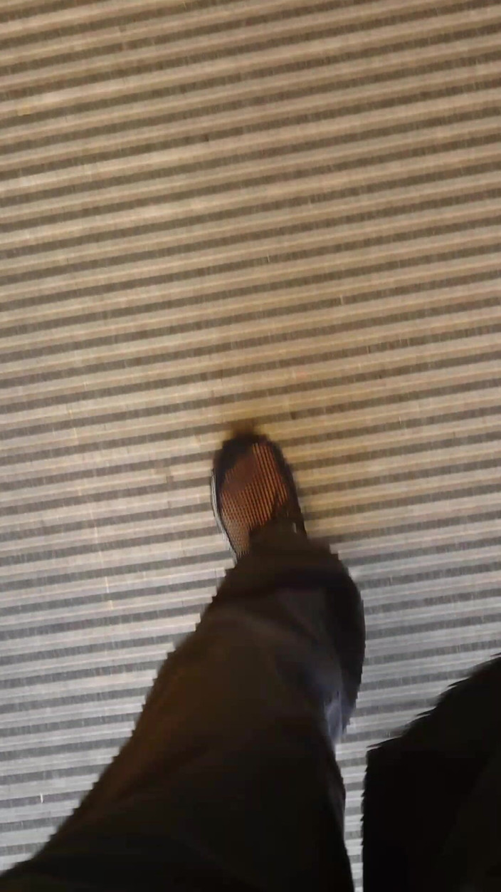 Carmen_Nylonjunge: Alışveriş Yaparken Özel Ayakkabılarım