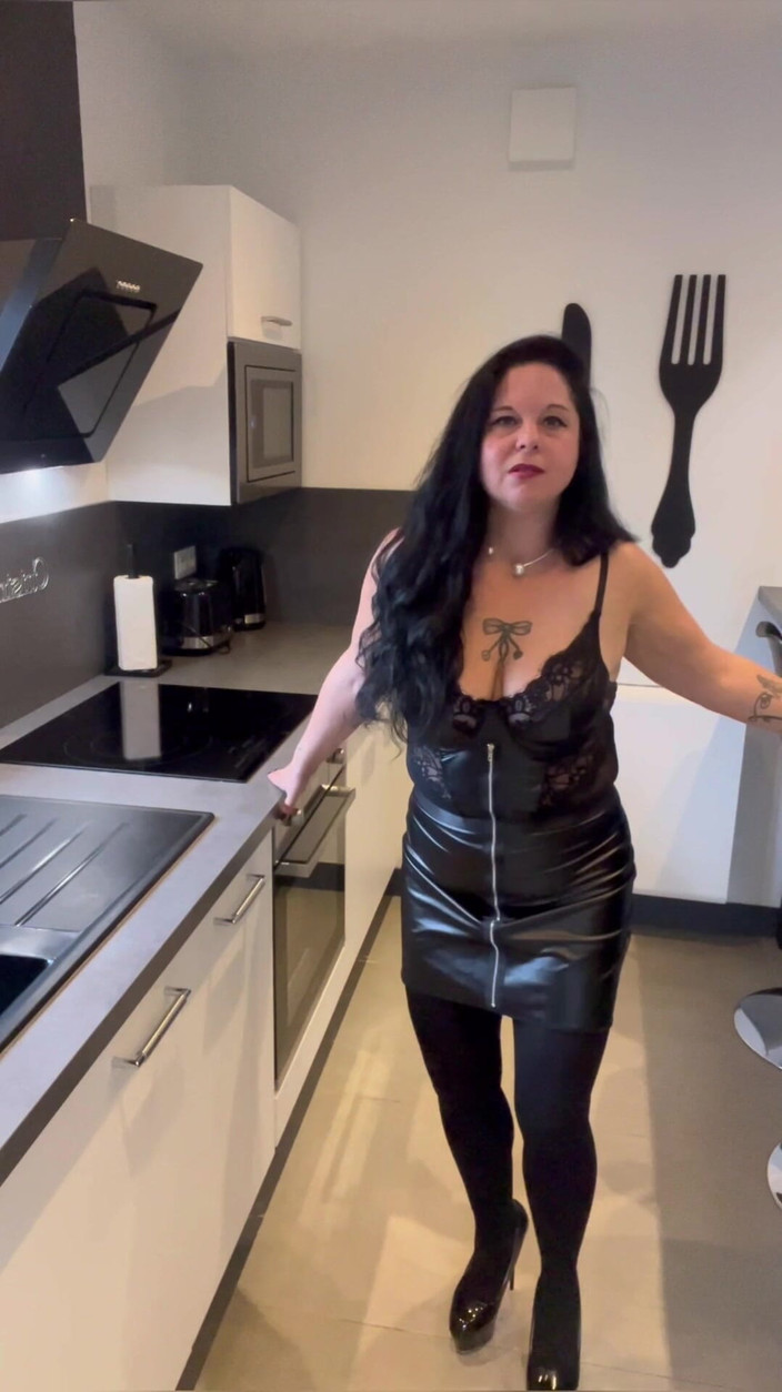 Maitresse Clara: JOI, Joui Dans Ta Chaussette