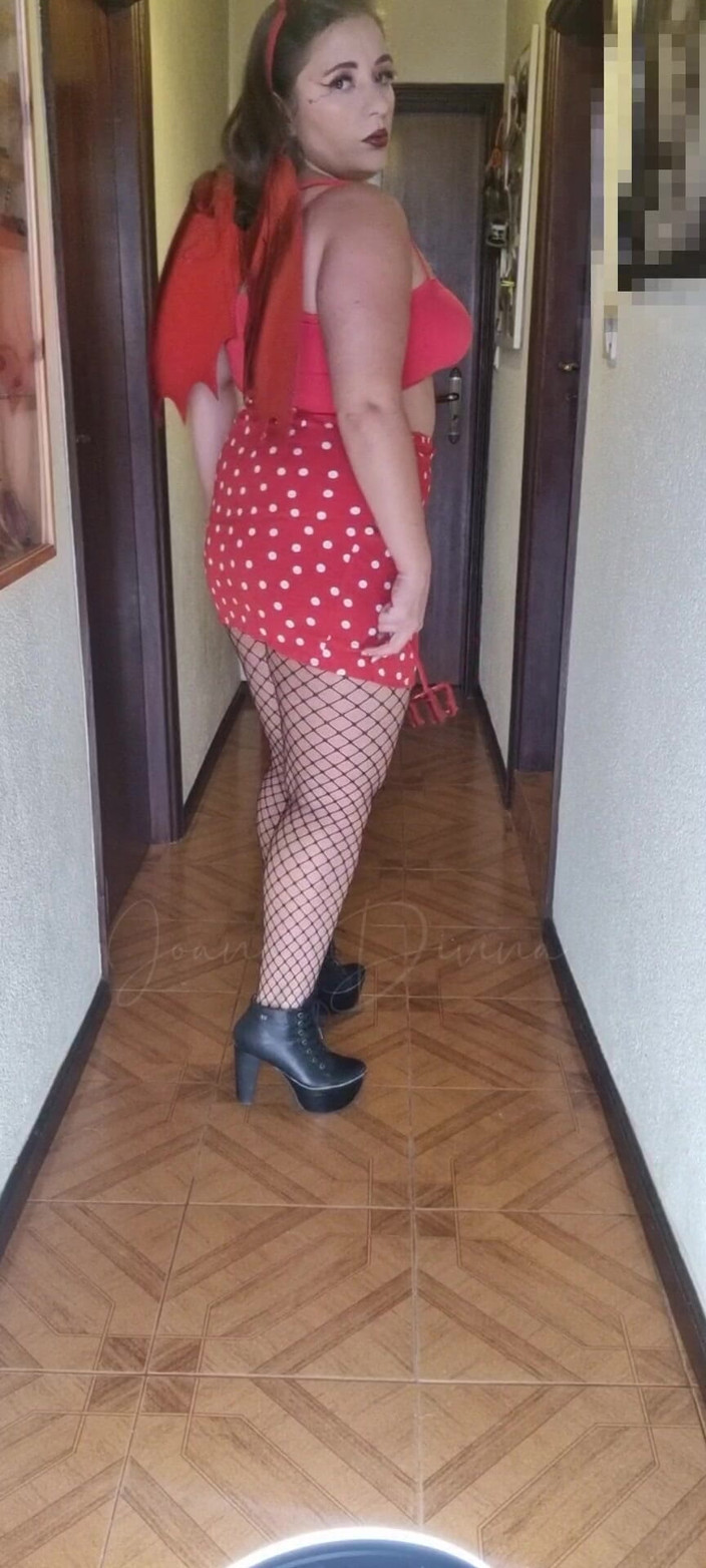 JoanaDivina: Halloween Devil