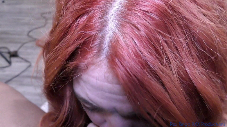 Rex Ringo XXX Productions: La cheerleader succhia il capo allenatore