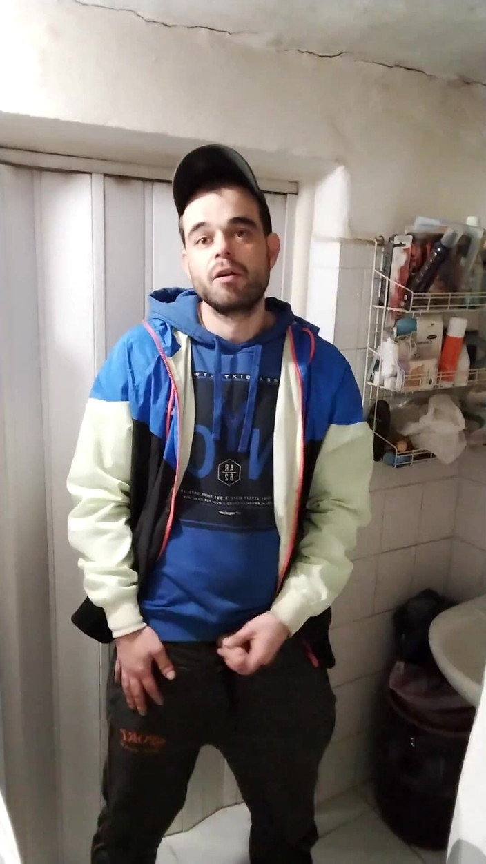 jerkofflover: I Masturbate in Bathroom My Ex-boyfriend