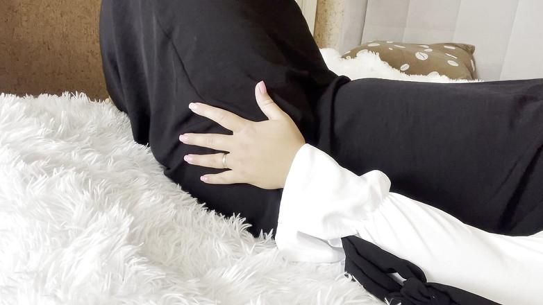 Lux Eva: Une Arabe sentait kuni juteuse, gros plan, orgasme