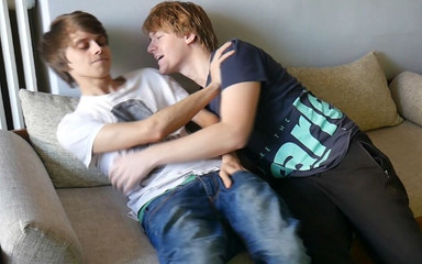 Ethan Alex: Seducing a teen skate lad to give me a footjob