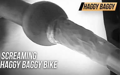 Haggy Baggy: Screaming haggy baggy bike