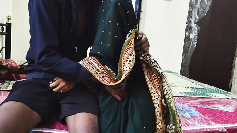 Viralcouple76: Desi 18yrs Stepsister First Time Sex! Tight Pussyfucking