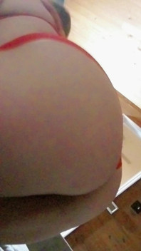 Dancing on You in Red Lingeriie N Big Ass in Ur Face