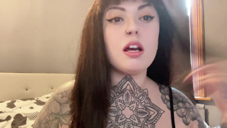 Miss Valentina: Findom Flip off